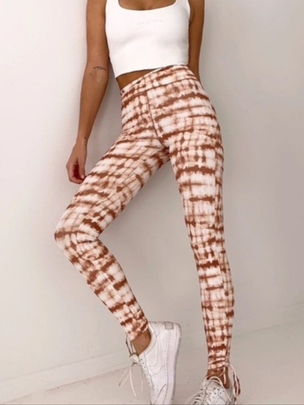 Tiger Mist "On Beat" Ruched Tie Dye Leggings